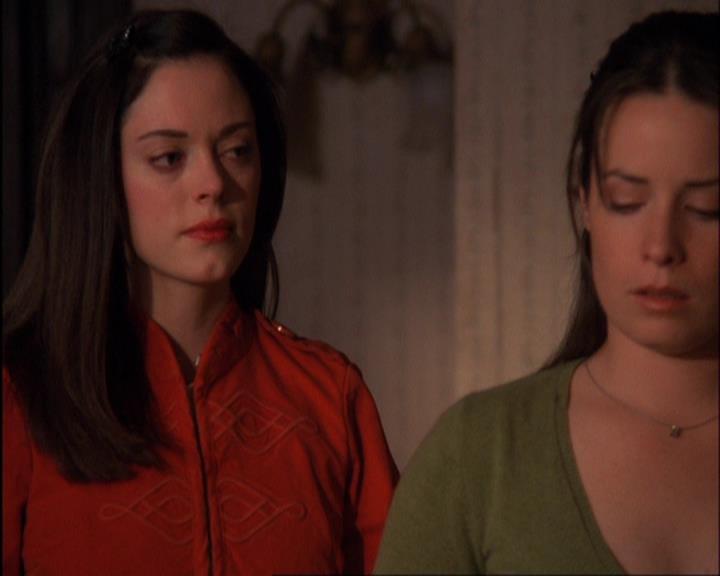 Charmed-Online-dot-420LongLiveTheQueen2319.jpg