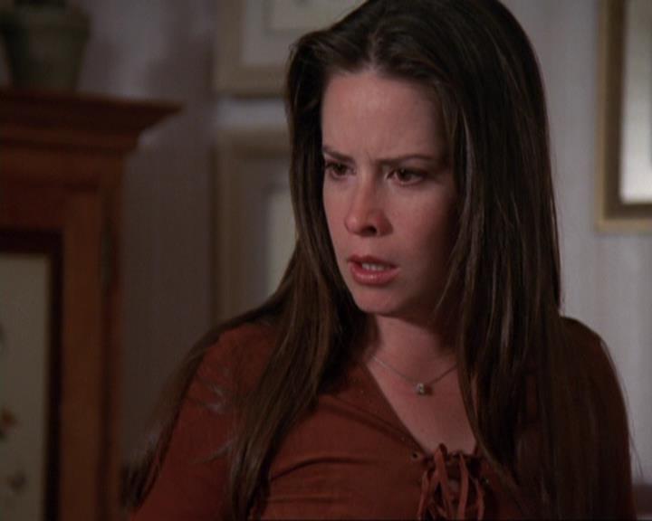 Charmed-Online-dot-421WombRaider0510.jpg Charmed-Online-dot-421WombRaider0510.jpg