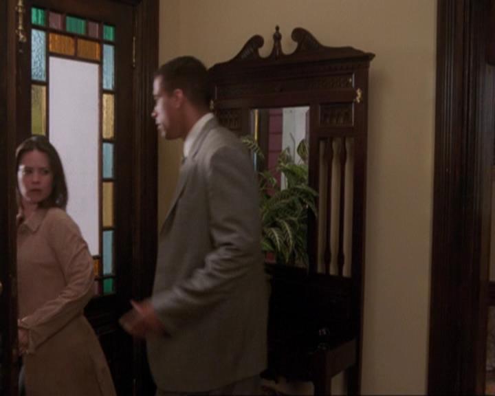 Charmed-Online-dot-421WombRaider0691.jpg Charmed-Online-dot-421WombRaider0691.jpg