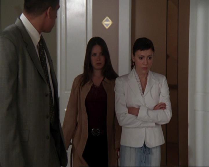 Charmed-Online-dot-421WombRaider0703.jpg Charmed-Online-dot-421WombRaider0703.jpg