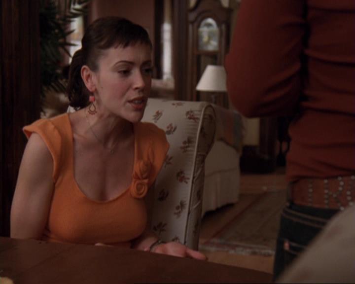 Charmed-Online-dot-421WombRaider0949.jpg