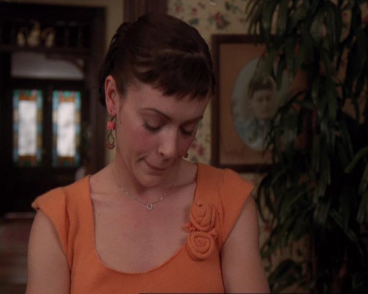 Charmed-Online-dot-421WombRaider0993.jpg
