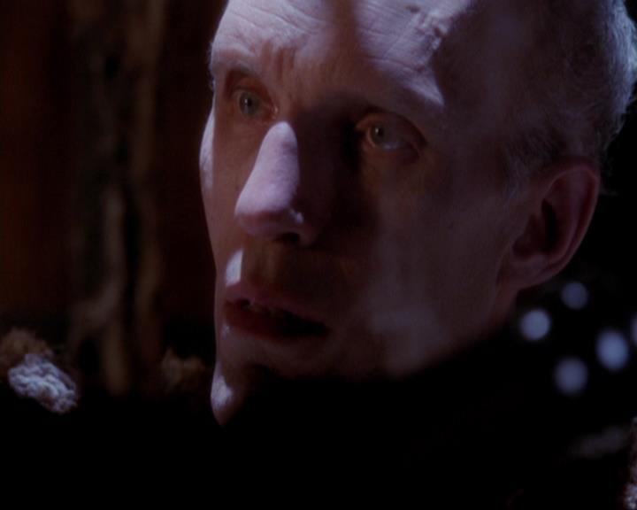 Charmed-Online-dot-421WombRaider1138.jpg Charmed-Online-dot-421WombRaider1138.jpg