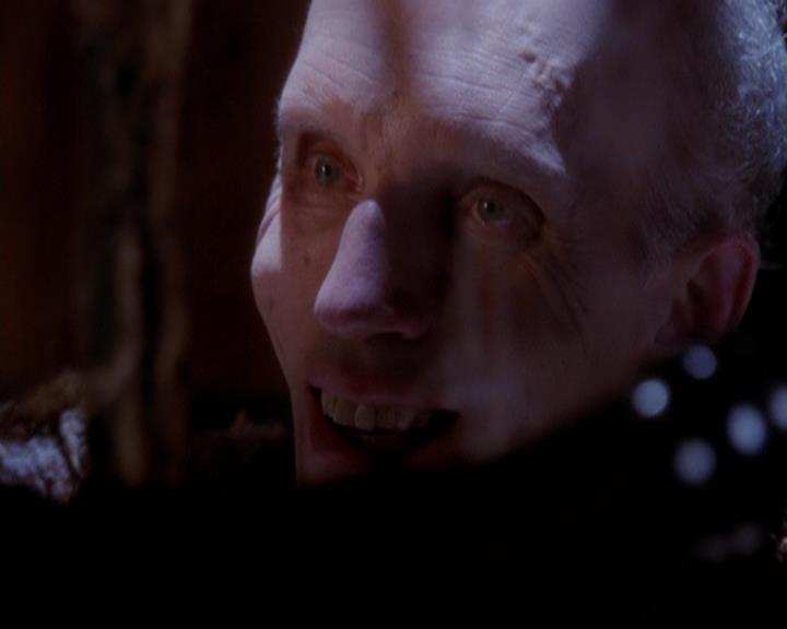 Charmed-Online-dot-421WombRaider1144.jpg Charmed-Online-dot-421WombRaider1144.jpg