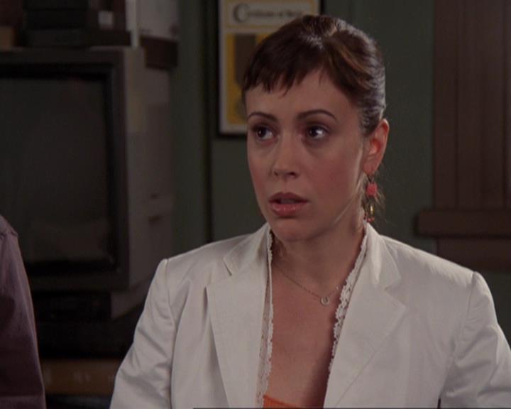 Charmed-Online-dot-421WombRaider1195.jpg Charmed-Online-dot-421WombRaider1195.jpg