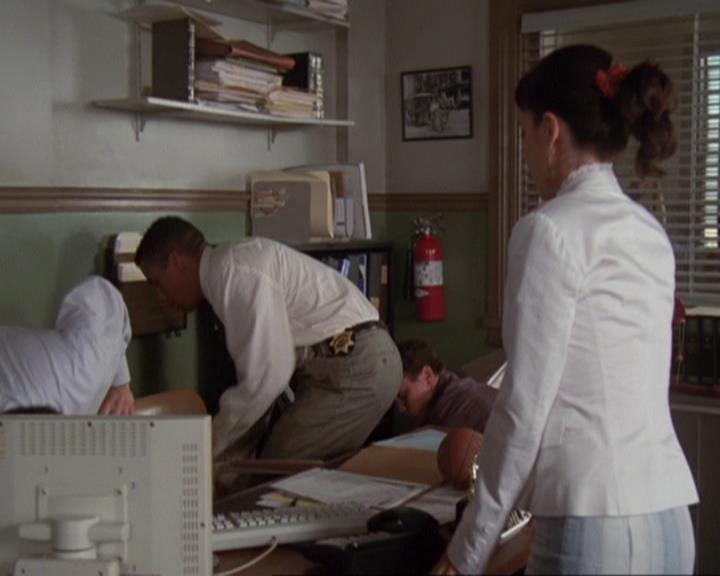 Charmed-Online-dot-421WombRaider1230.jpg