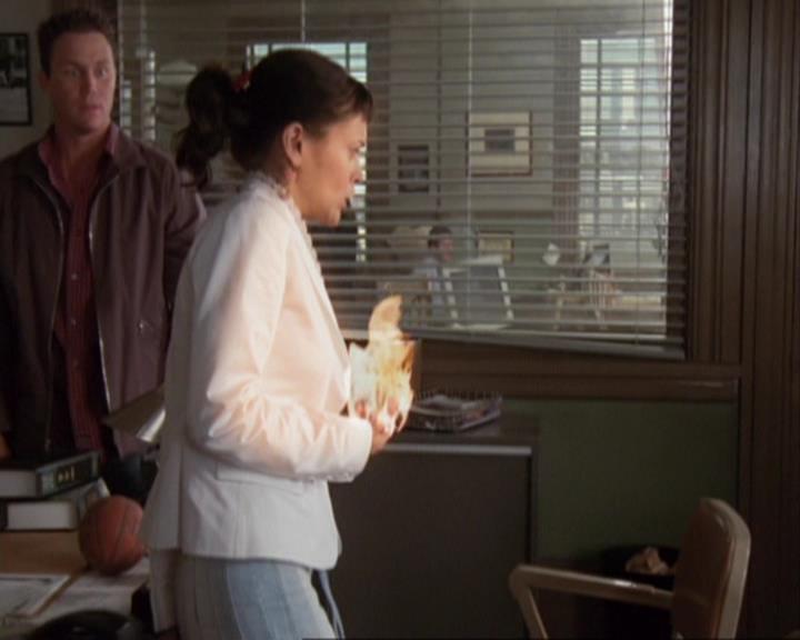 Charmed-Online-dot-421WombRaider1246.jpg