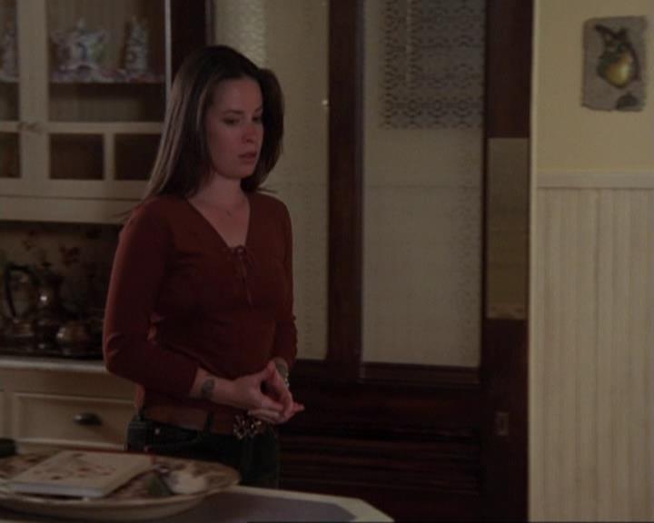 Charmed-Online-dot-421WombRaider1295.jpg