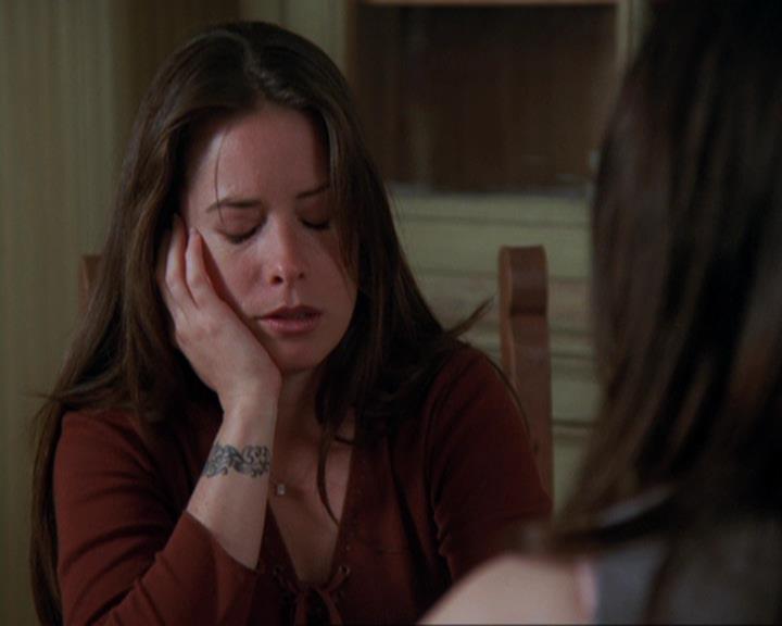 Charmed-Online-dot-421WombRaider1351.jpg