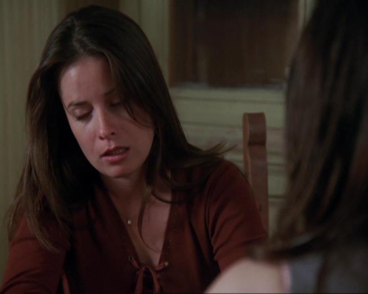 Charmed-Online-dot-421WombRaider1376.jpg