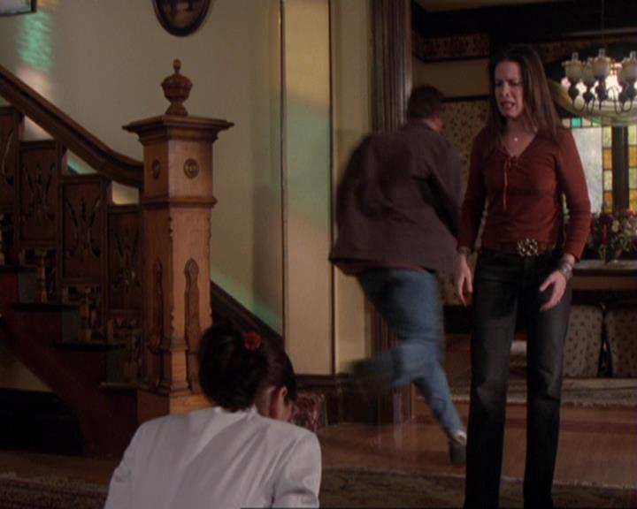 Charmed-Online-dot-421WombRaider1439.jpg