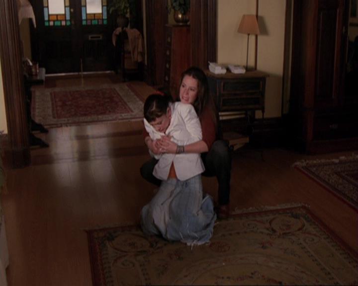 Charmed-Online-dot-421WombRaider1446.jpg