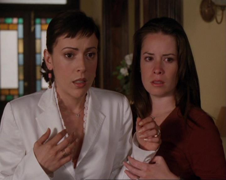 Charmed-Online-dot-421WombRaider1475.jpg Charmed-Online-dot-421WombRaider1475.jpg