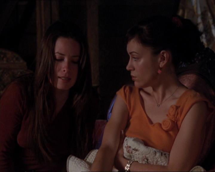 Charmed-Online-dot-421WombRaider1511.jpg