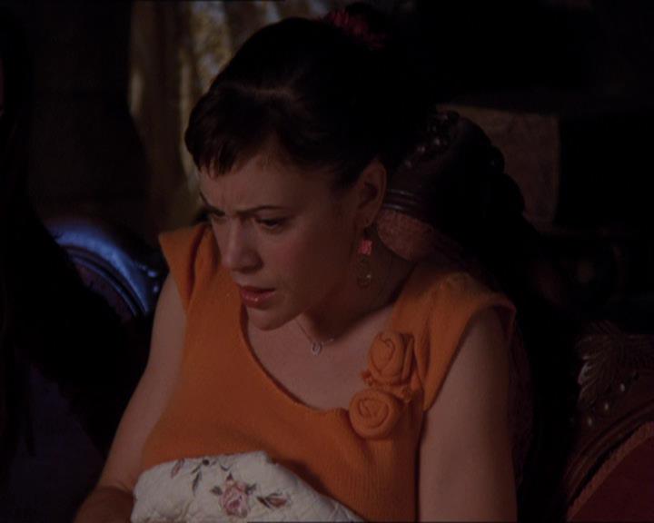 Charmed-Online-dot-421WombRaider1527.jpg Charmed-Online-dot-421WombRaider1527.jpg