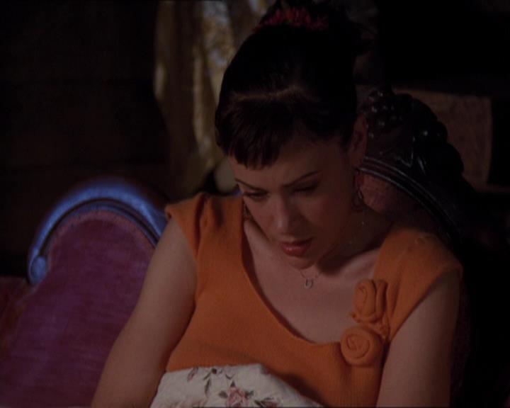 Charmed-Online-dot-421WombRaider1570.jpg Charmed-Online-dot-421WombRaider1570.jpg