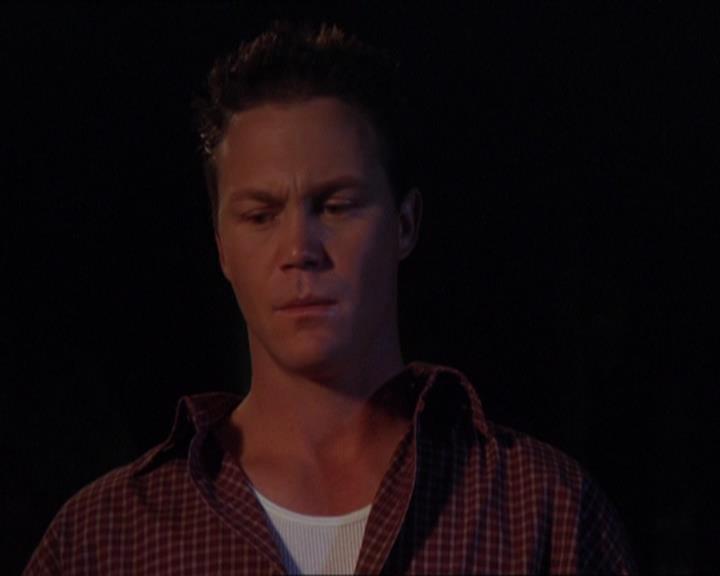 Charmed-Online-dot-421WombRaider1575.jpg Charmed-Online-dot-421WombRaider1575.jpg