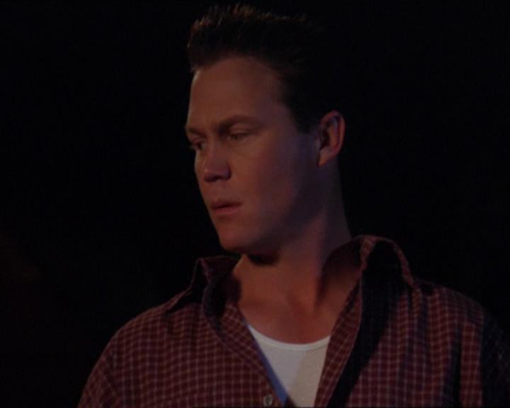 Charmed-Online-dot-421WombRaider1576.jpg Charmed-Online-dot-421WombRaider1576.jpg