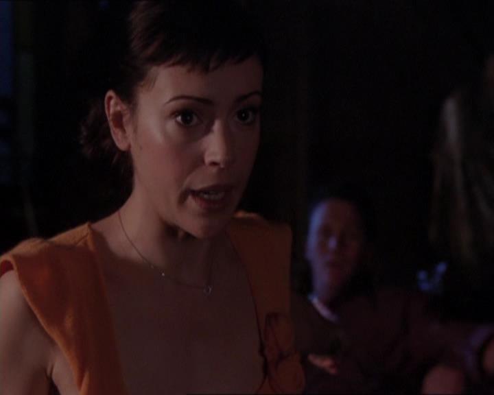 Charmed-Online-dot-421WombRaider1672.jpg
