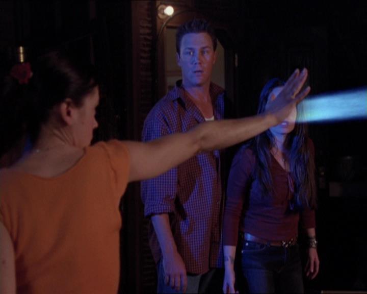 Charmed-Online-dot-421WombRaider1701.jpg