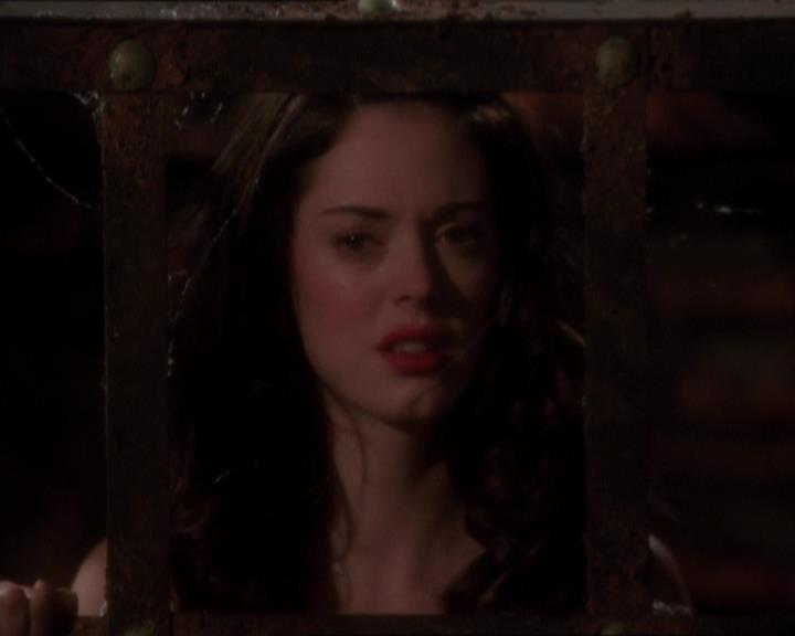 Charmed-Online-dot-421WombRaider1786.jpg Charmed-Online-dot-421WombRaider1786.jpg