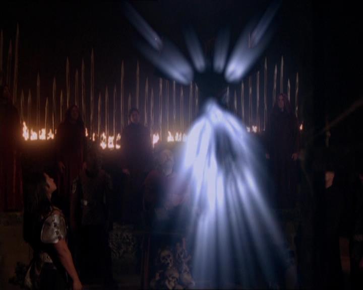 Charmed-Online-dot-421WombRaider2040.jpg
