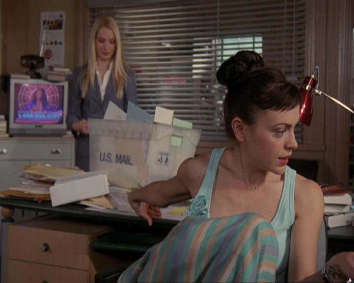 Charmed-Online-dot-422WitchWayNow0045.jpg Charmed-Online-dot-422WitchWayNow0045.jpg