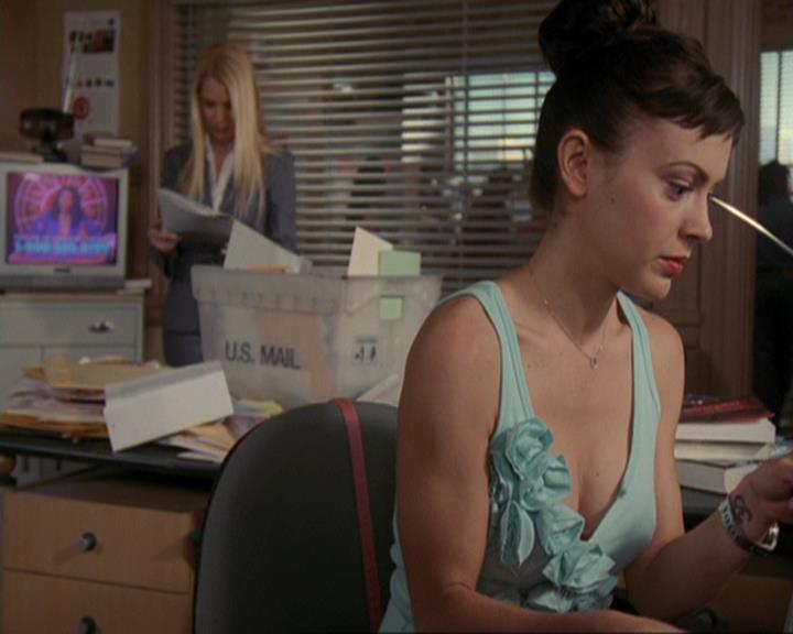 Charmed-Online-dot-422WitchWayNow0070.jpg