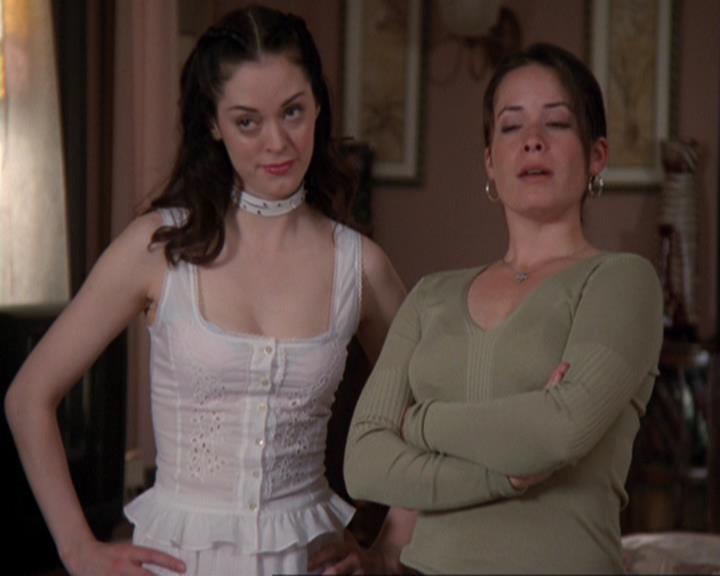 Charmed-Online-dot-422WitchWayNow0143.jpg