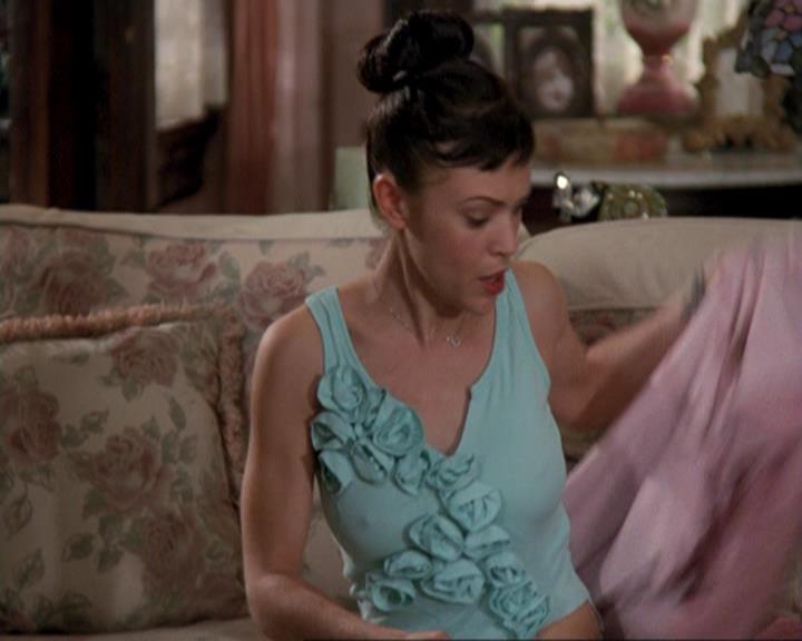Charmed-Online-dot-422WitchWayNow0170.jpg