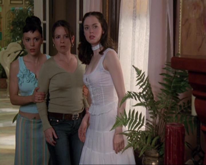 Charmed-Online-dot-422WitchWayNow0237.jpg