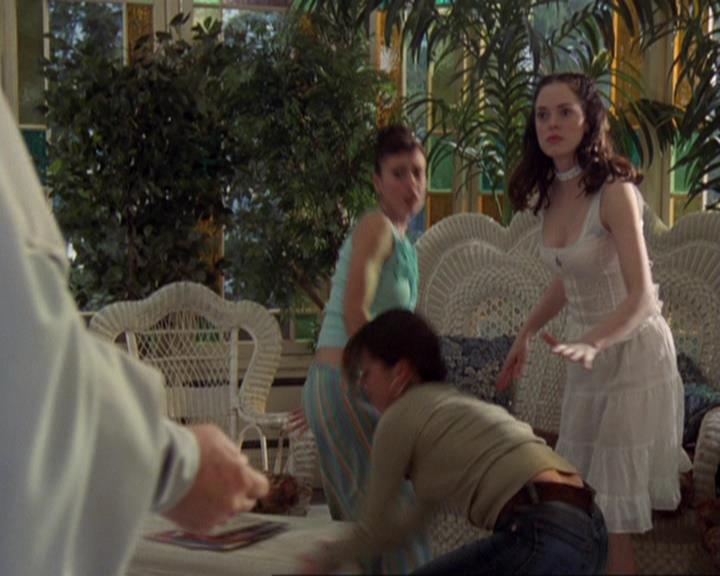 Charmed-Online-dot-422WitchWayNow0306.jpg