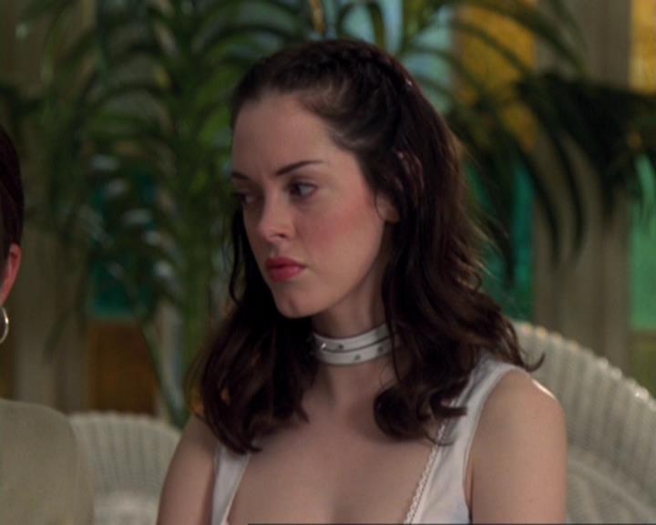 Charmed-Online-dot-422WitchWayNow0395.jpg
