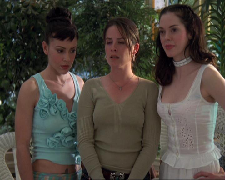 Charmed-Online-dot-422WitchWayNow0407.jpg