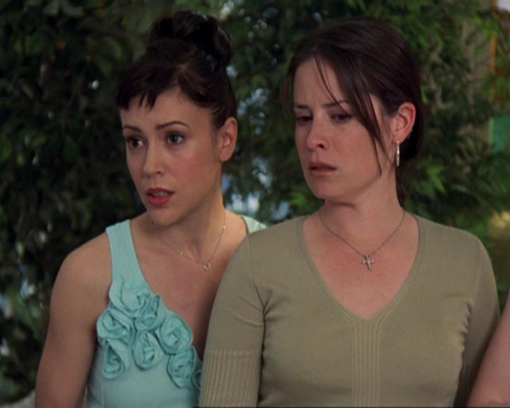 Charmed-Online-dot-422WitchWayNow0417.jpg