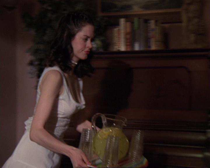 Charmed-Online-dot-422WitchWayNow0713.jpg