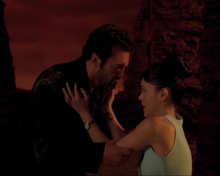 Charmed-Online-dot-422WitchWayNow0811.jpg