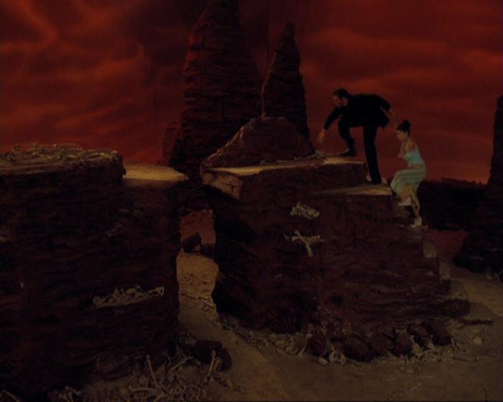 Charmed-Online-dot-422WitchWayNow0822.jpg