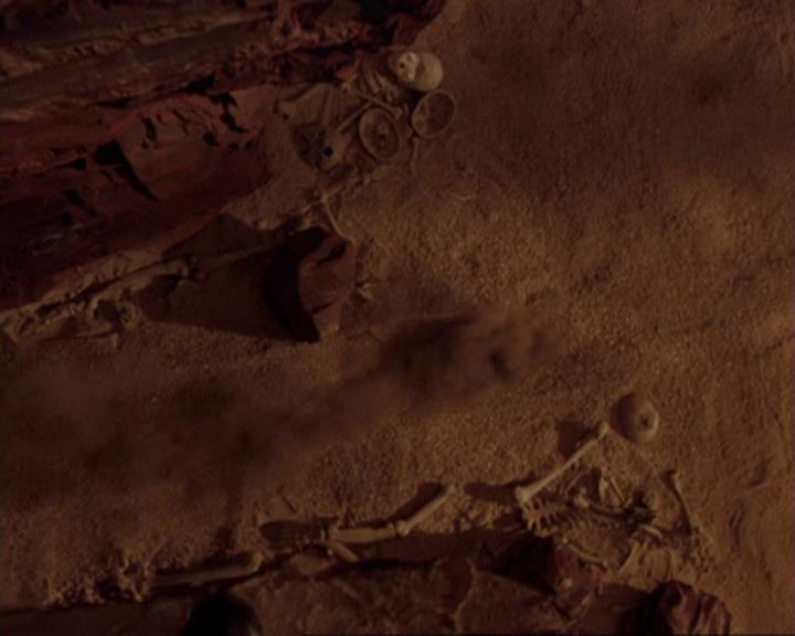 Charmed-Online-dot-422WitchWayNow0827.jpg