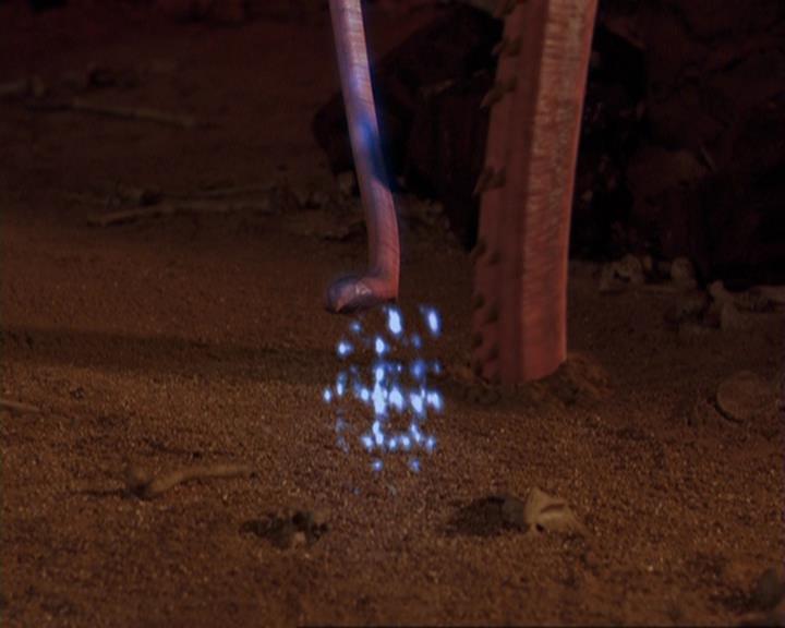 Charmed-Online-dot-422WitchWayNow0902.jpg