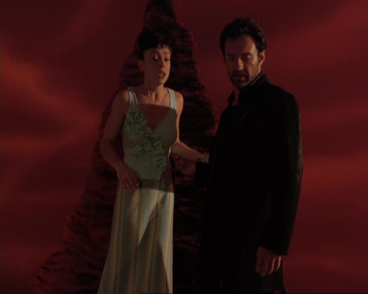 Charmed-Online-dot-422WitchWayNow0905.jpg