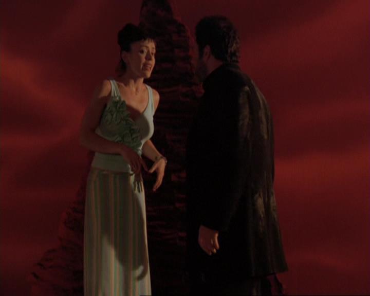 Charmed-Online-dot-422WitchWayNow0906.jpg