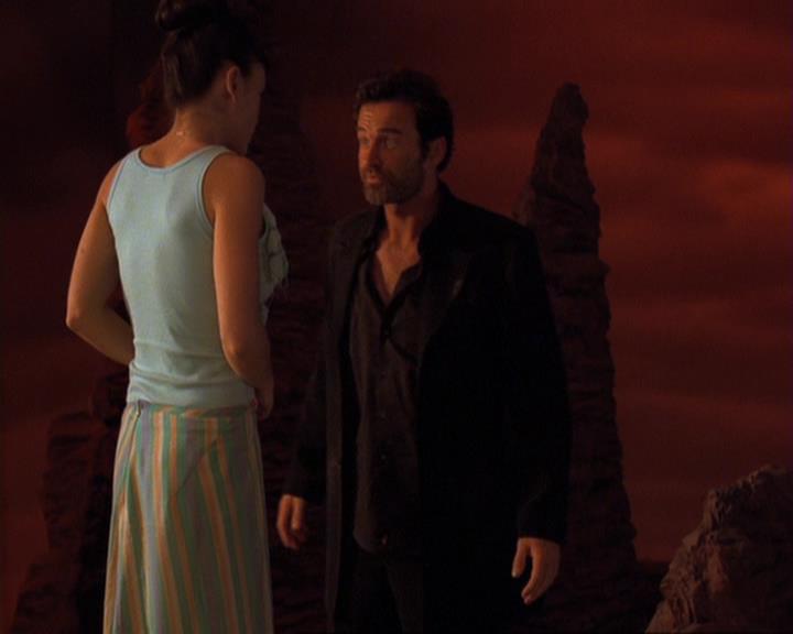 Charmed-Online-dot-422WitchWayNow0910.jpg