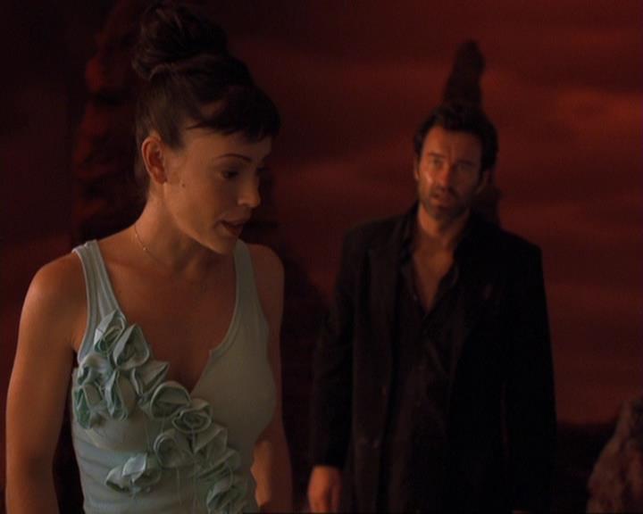 Charmed-Online-dot-422WitchWayNow0931.jpg