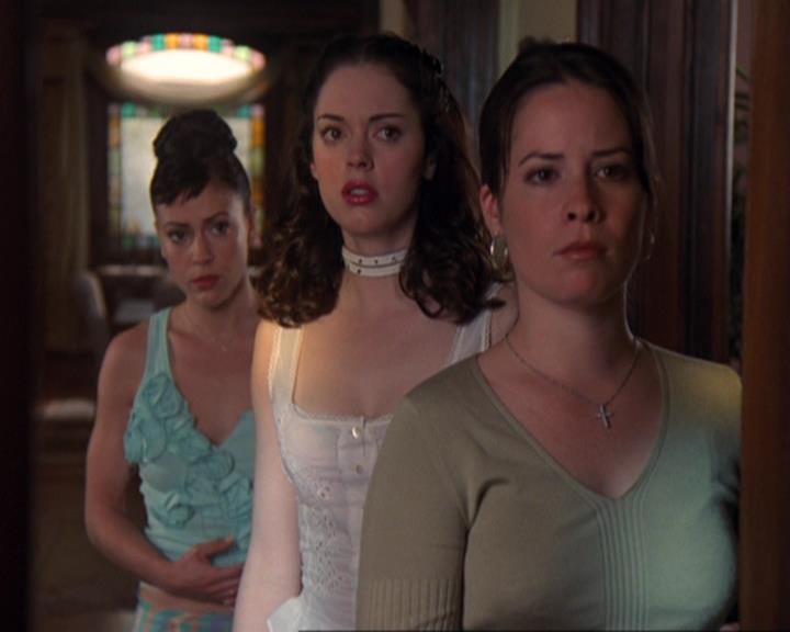 Charmed-Online-dot-422WitchWayNow1012.jpg
