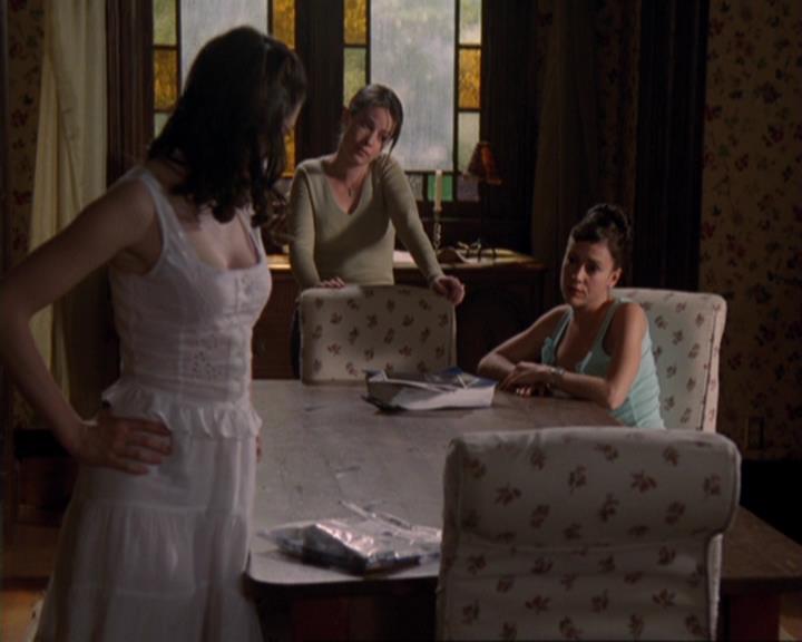 Charmed-Online-dot-422WitchWayNow1156.jpg
