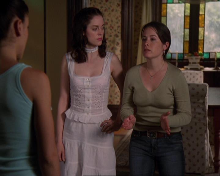 Charmed-Online-dot-422WitchWayNow1193.jpg