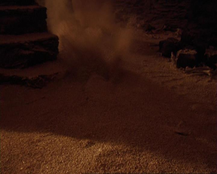 Charmed-Online-dot-422WitchWayNow1288.jpg Charmed-Online-dot-422WitchWayNow1288.jpg