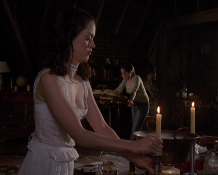Charmed-Online-dot-422WitchWayNow1328.jpg
