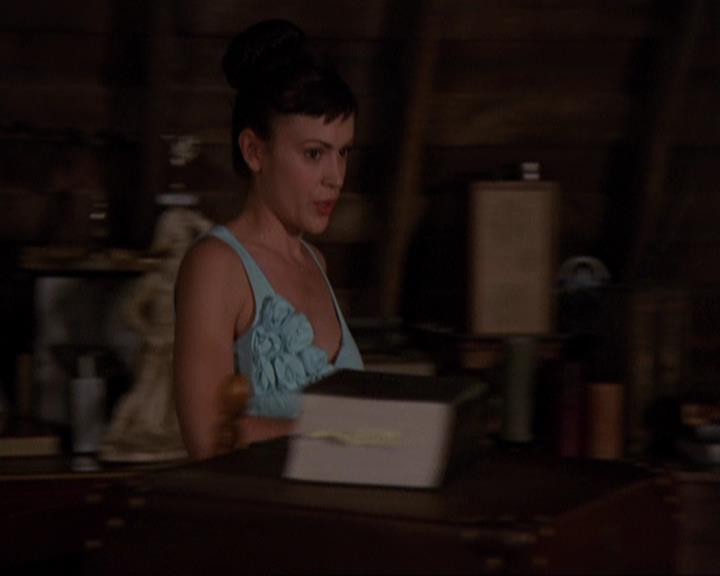 Charmed-Online-dot-422WitchWayNow1339.jpg